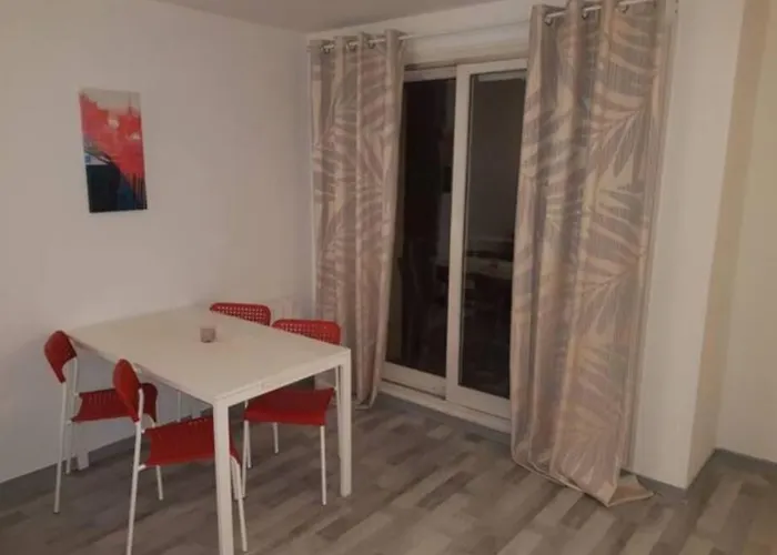 Le Rouennais Et Son Parking Prive Apartment *